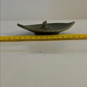 Handmade Pottery Lizard Leaf Incense Burner